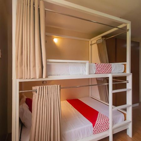 Super Oyo 832 The Teepee Place Hostel & Residence Inn Cebu Buitenkant foto