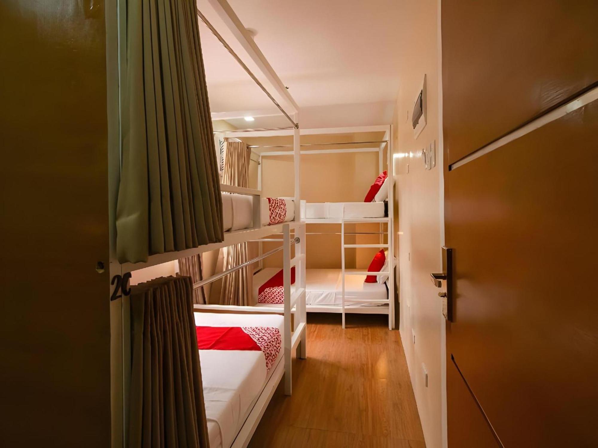 Super Oyo 832 The Teepee Place Hostel & Residence Inn Cebu Buitenkant foto