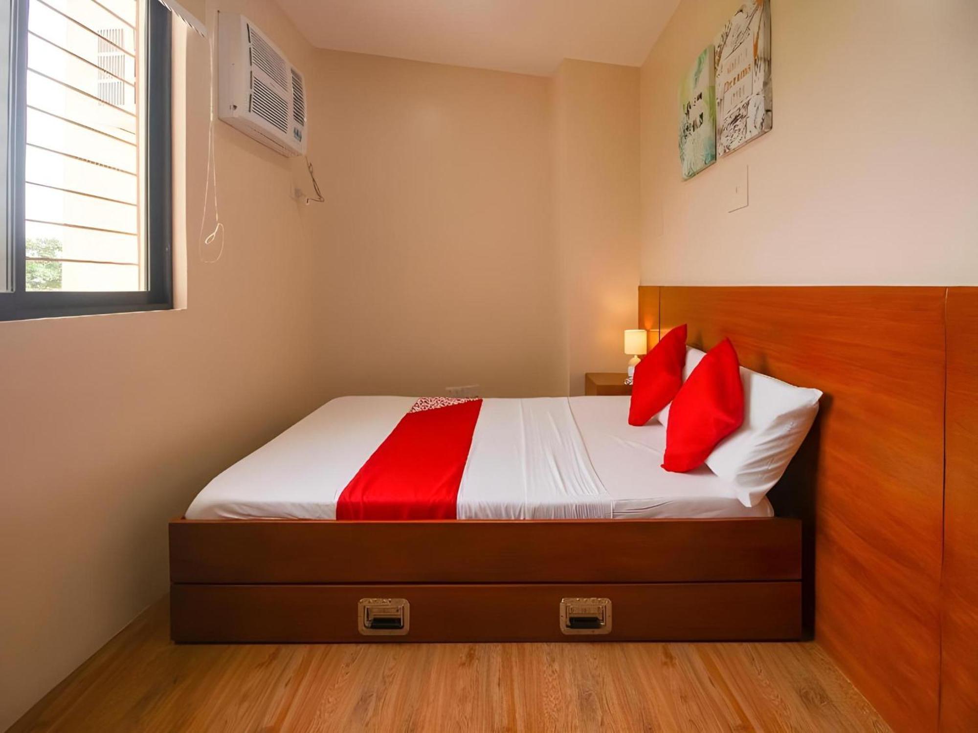 Super Oyo 832 The Teepee Place Hostel & Residence Inn Cebu Buitenkant foto