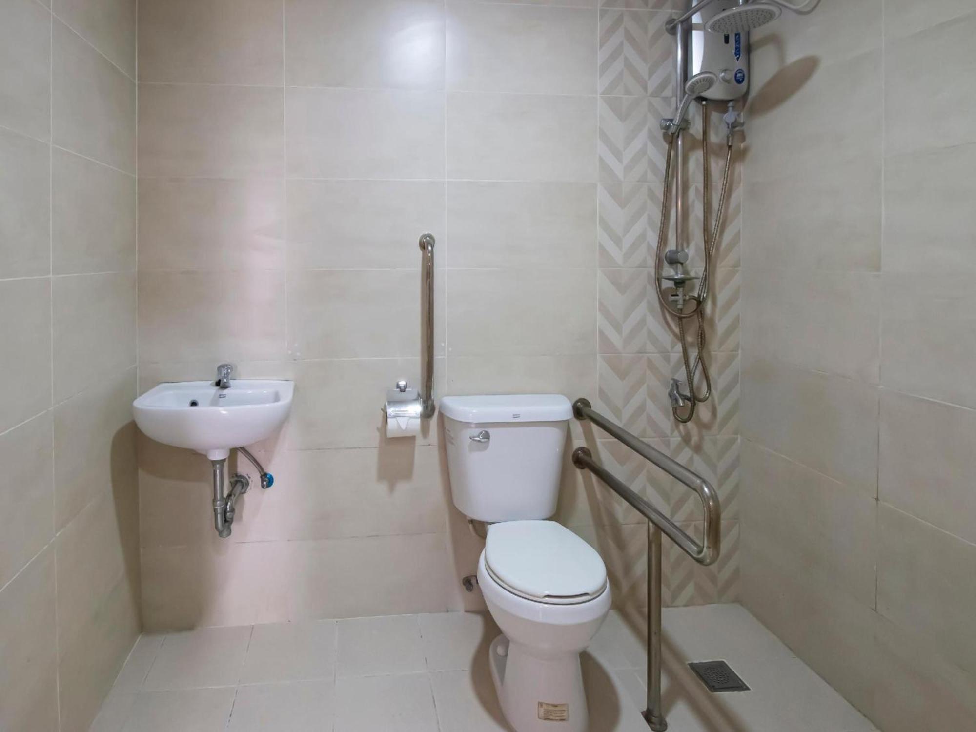 Super Oyo 832 The Teepee Place Hostel & Residence Inn Cebu Buitenkant foto