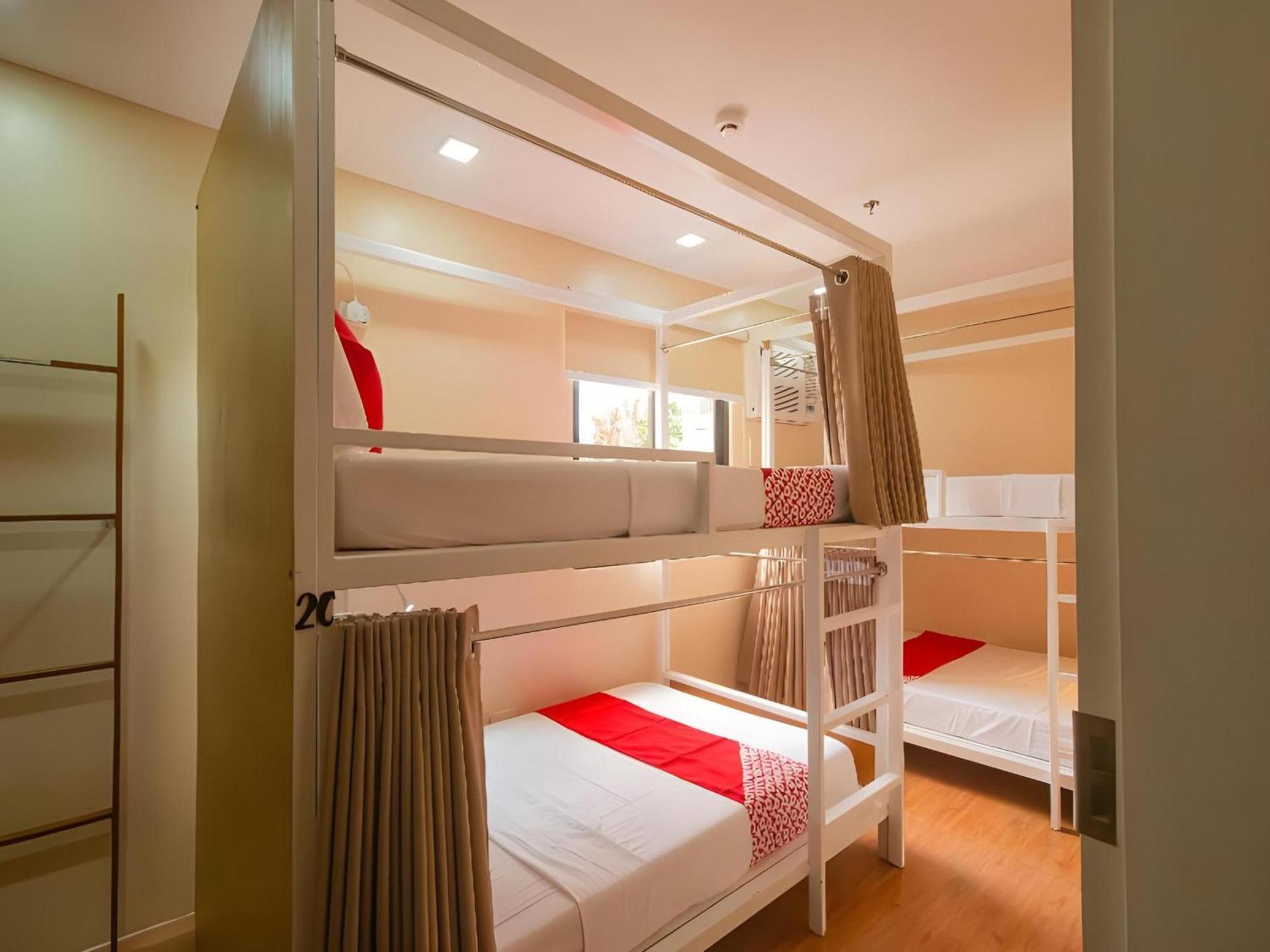 Super Oyo 832 The Teepee Place Hostel & Residence Inn Cebu Buitenkant foto