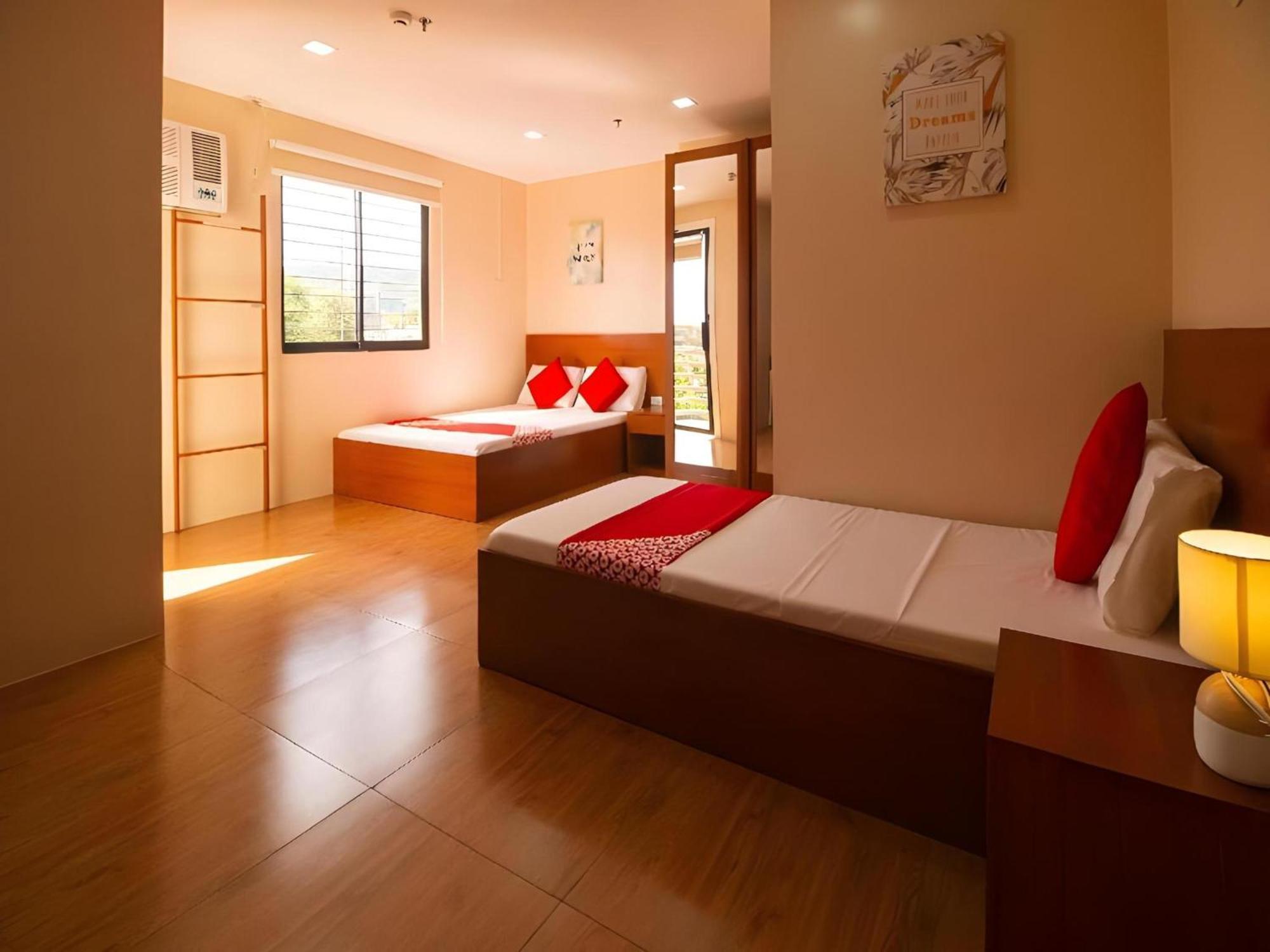 Super Oyo 832 The Teepee Place Hostel & Residence Inn Cebu Buitenkant foto