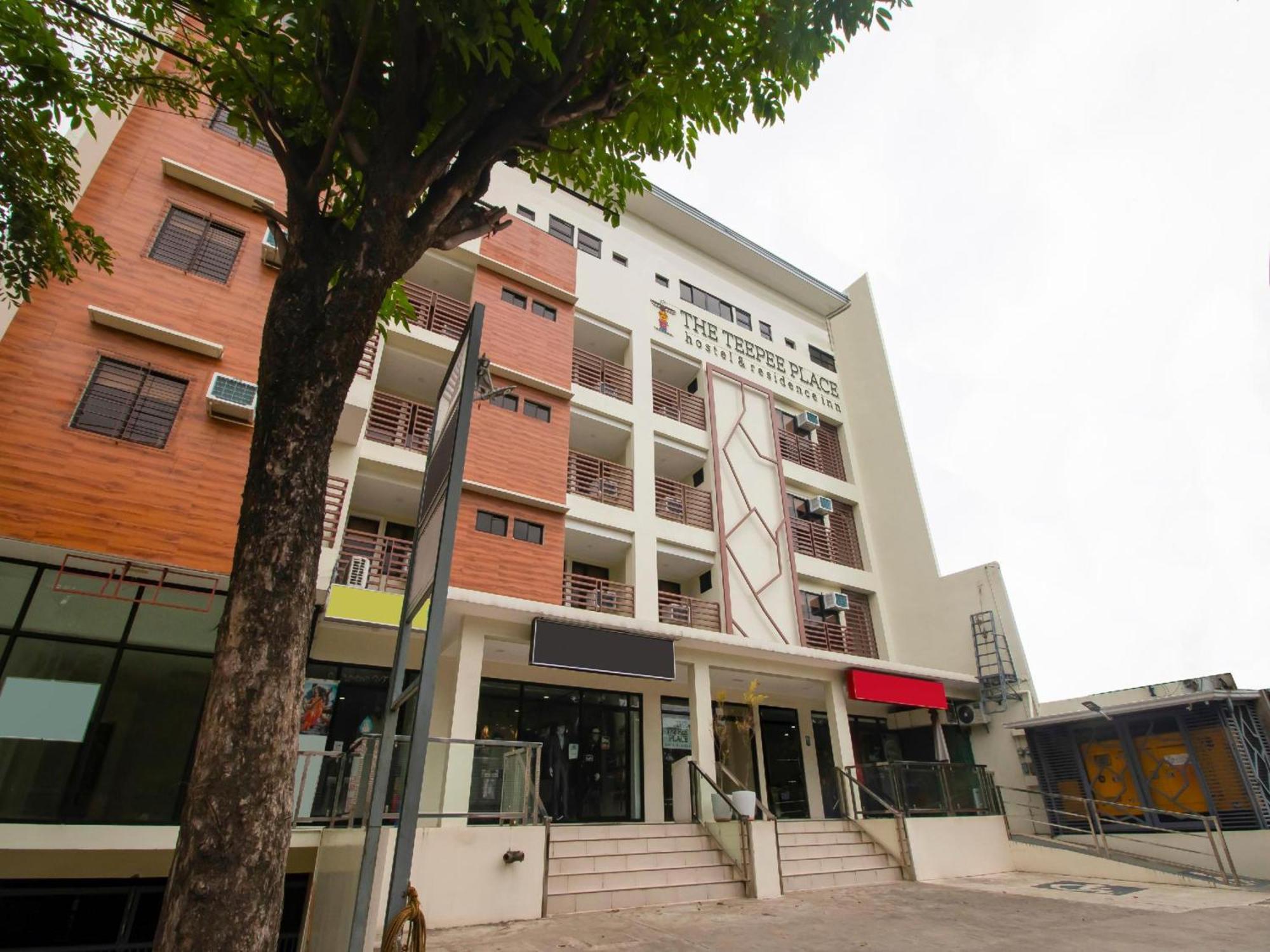 Super Oyo 832 The Teepee Place Hostel & Residence Inn Cebu Buitenkant foto